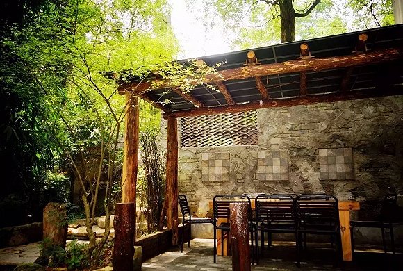 山城雅居：归隐听风听雨，悠然宁静相伴