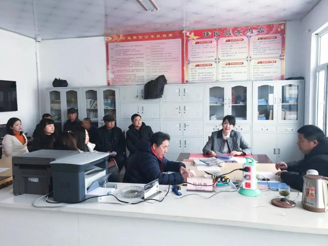 刘房子街道开展“一课一志愿”活动