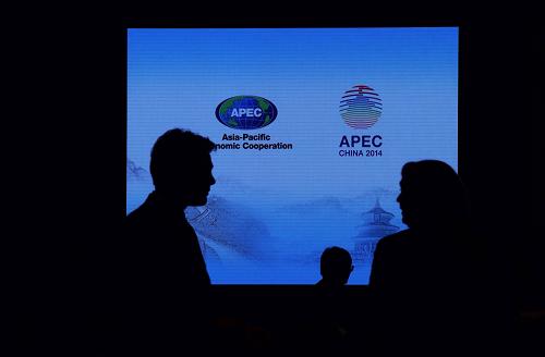 11月5日，2014年亚太经合组织（APEC）最后一次高官会在北京国家会议中心开始举行，拉开了今年APEC领导人会议周大幕。新华社记者 金立旺 摄 