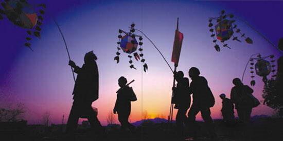 思南土家花灯2006年被中国列为国家非物质文化遗产