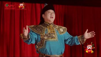 蒙古族歌唱家乌日塔《呼伦贝尔大草原》